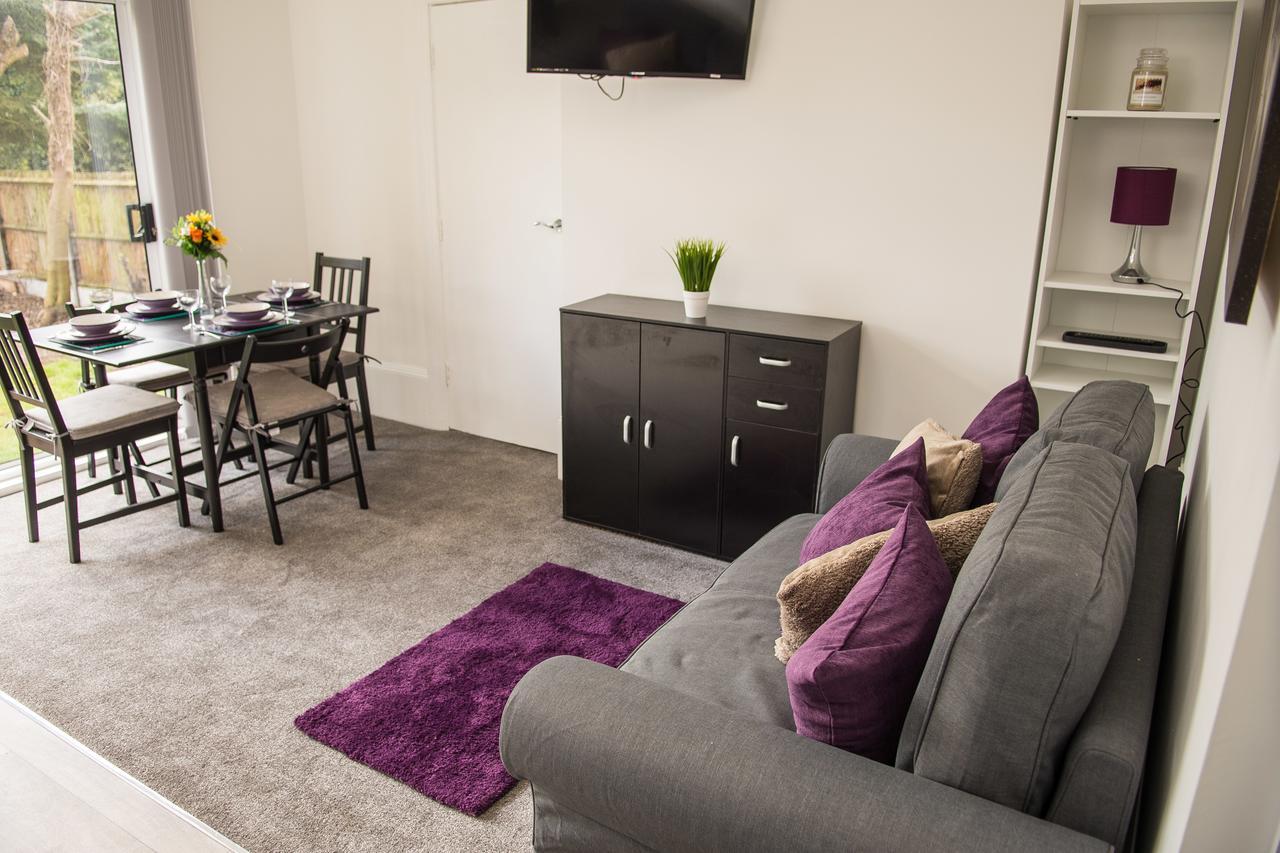 Moseley Mews Village Suites - Purple เบอร์มิงแฮม ภายนอก รูปภาพ