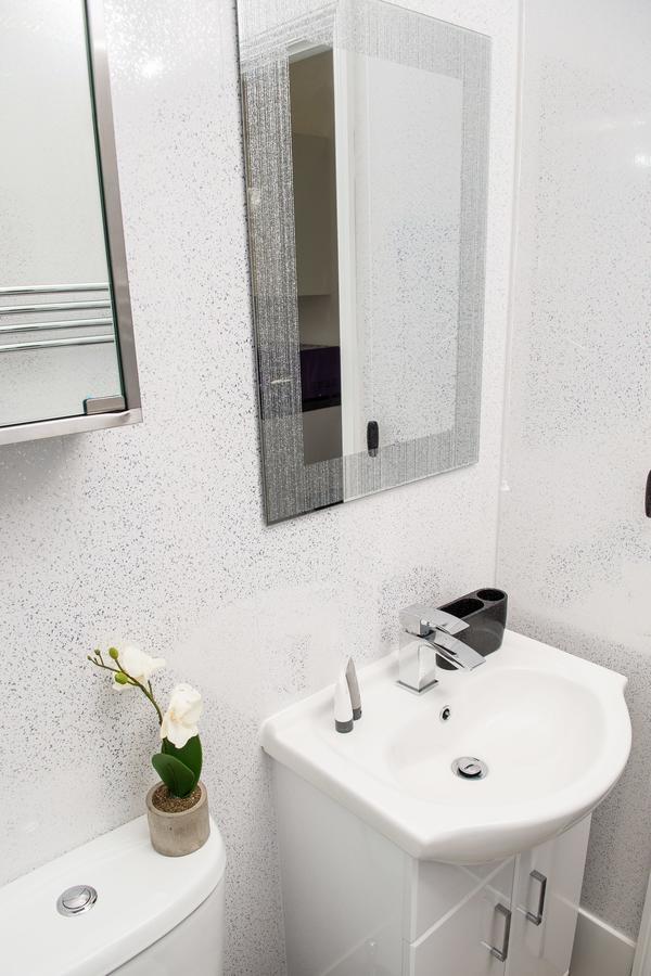 Moseley Mews Village Suites - Purple เบอร์มิงแฮม ภายนอก รูปภาพ