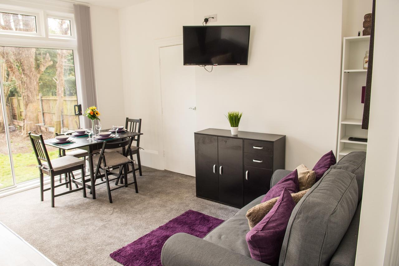Moseley Mews Village Suites - Purple เบอร์มิงแฮม ภายนอก รูปภาพ